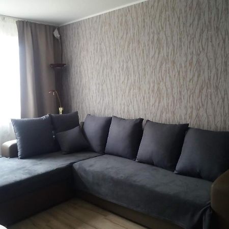 Cosy Home 10 Min From City Center 塔林 外观 照片
