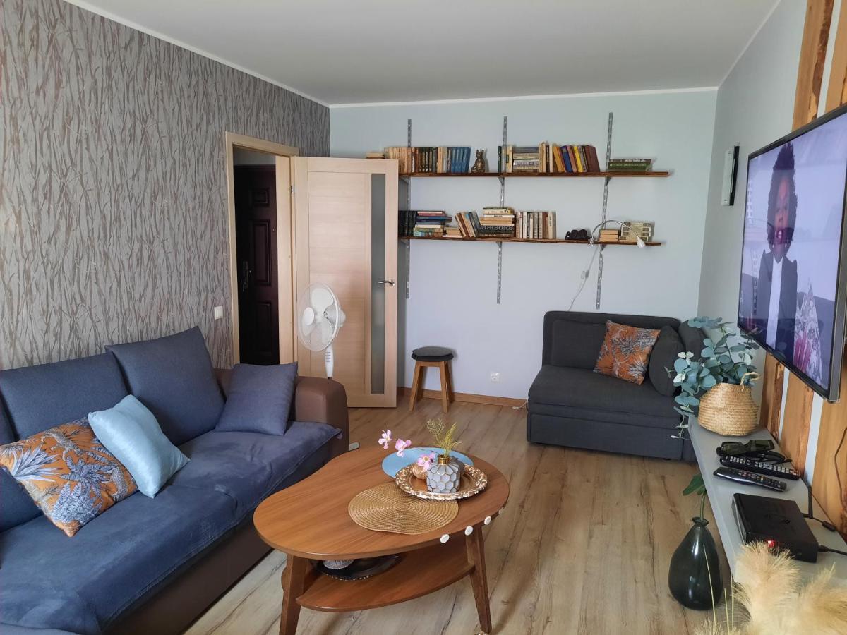 Cosy Home 10 Min From City Center 塔林 外观 照片