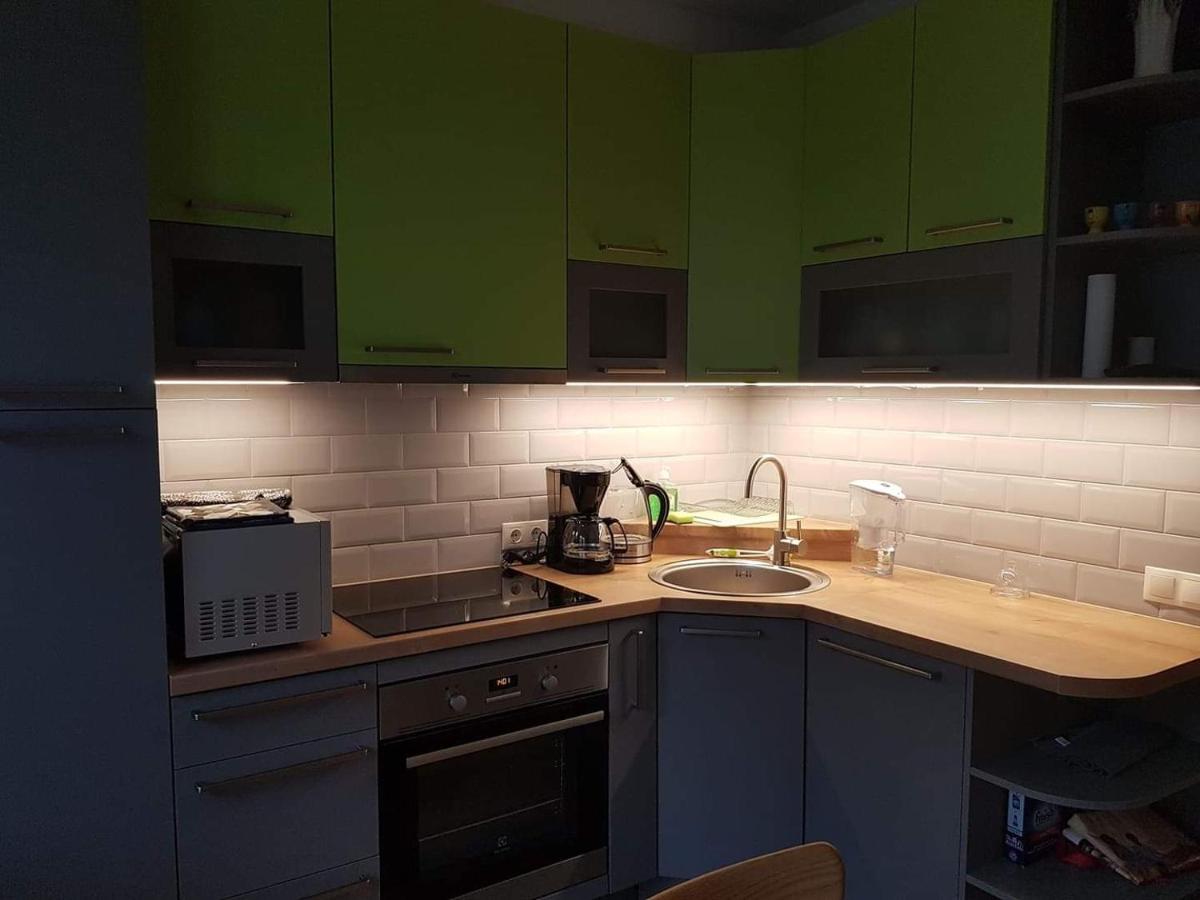 Cosy Home 10 Min From City Center 塔林 外观 照片